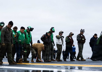 KEARSARGE CONDUCTS FOD WALKDOWN