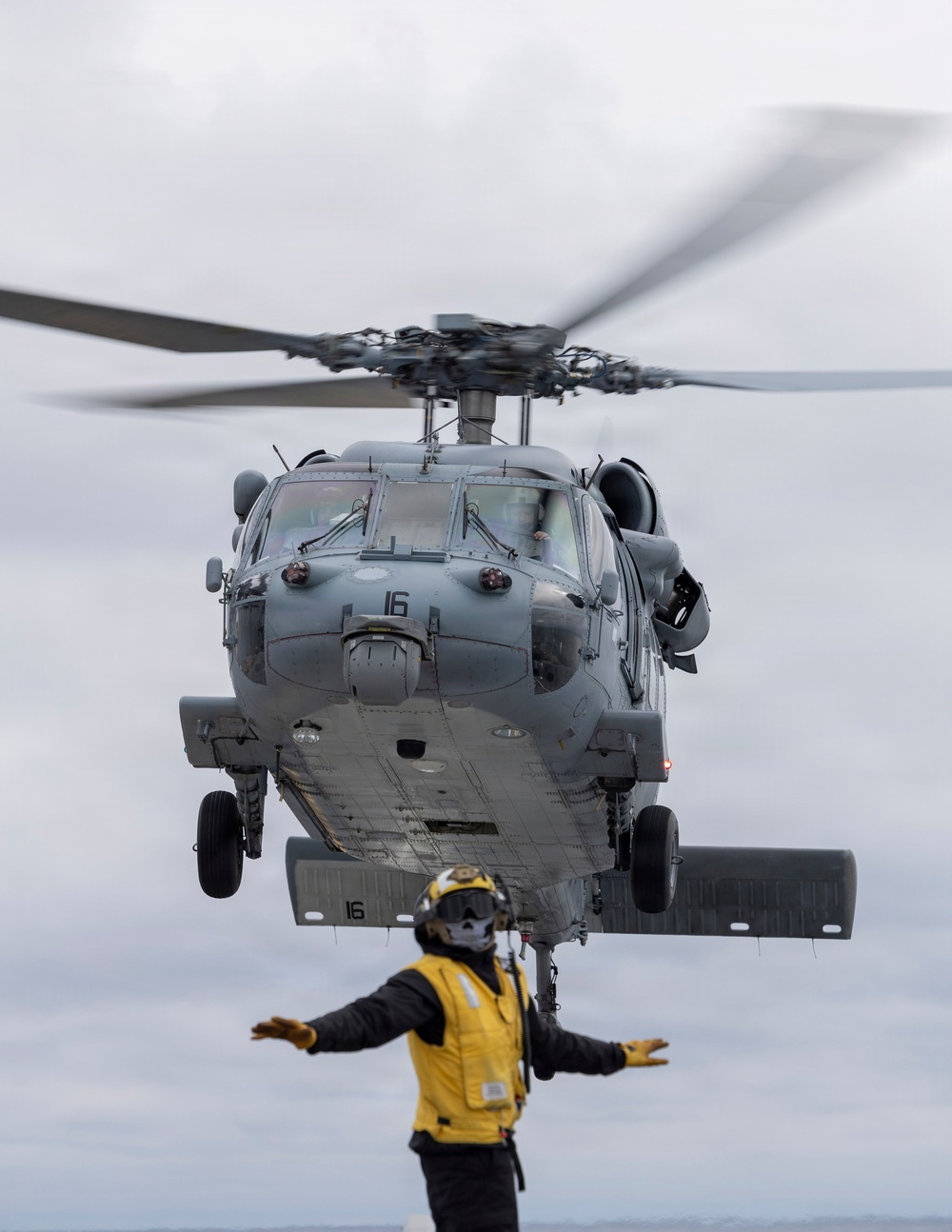 Kearsarge Conducts Flight Operations
