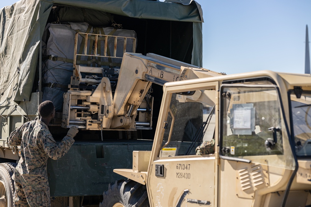 Supplies from the Skies: 1st DSB Conducts Air Delivery Operations