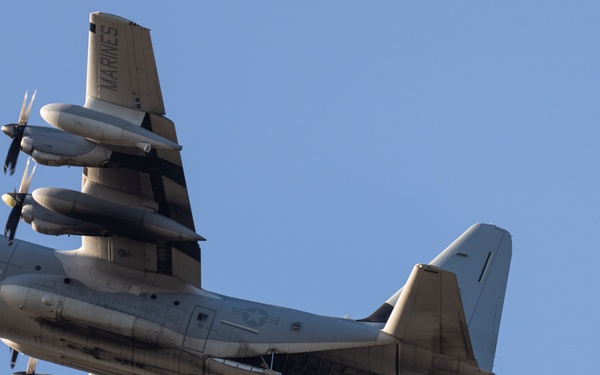 Supplies from the Skies: 1st DSB Conducts Air Delivery Operations