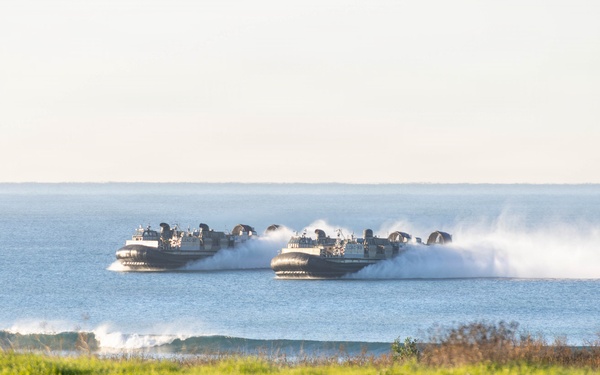U.S. Marines, Sailors execute ship-to-shore operations during Steel Knight 25