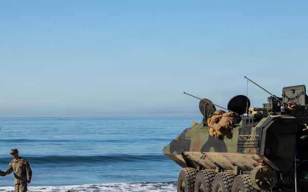 U.S. Marines, Sailors execute ship-to-shore operations during Steel Knight 25