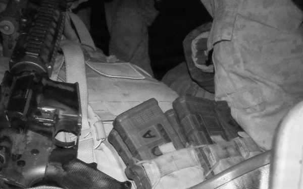 1st Bn., 5th Marines, simulates  helicopter landing field seizure during Steel Knight 25