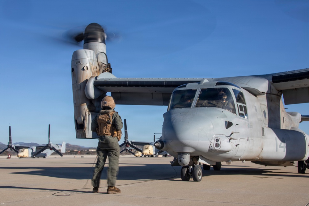 Steel Knight 25: Greyhawks support Mass Casualty training