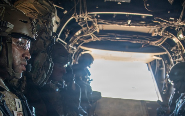 Steel Knight 25: Greyhawks support Mass Casualty training