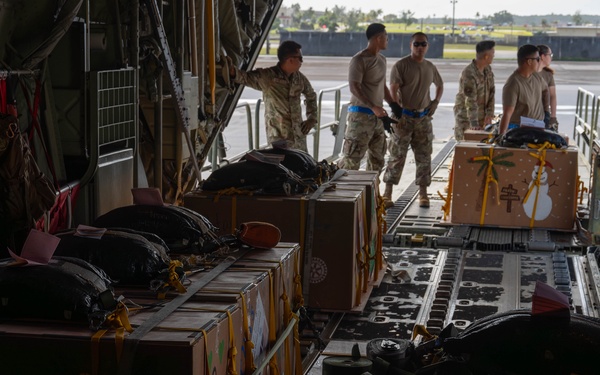 374 AEW load up holiday cheer for OCD25