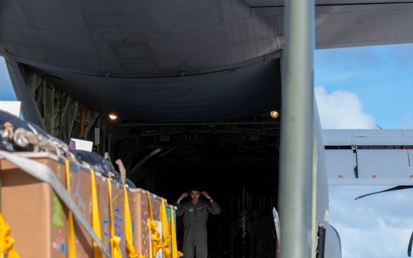 374 AEW load up holiday cheer for OCD25