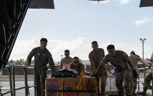 374 AEW load up holiday cheer for OCD25