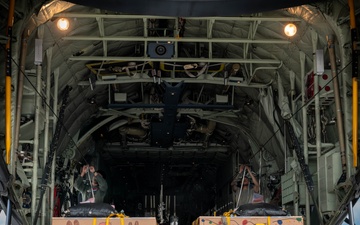 374 AEW load up holiday cheer for OCD25