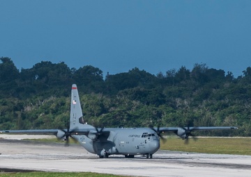 374 AEW load up holiday cheer for OCD25