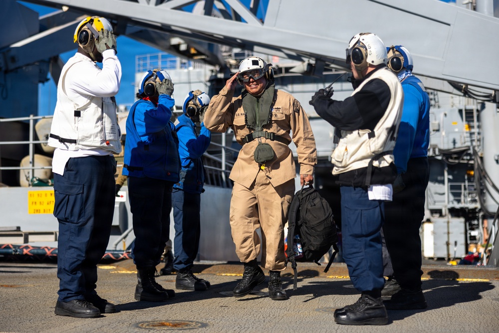11th MEU Sailors Conduct Deck Landing Qualification