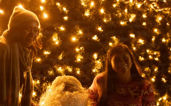 Soldiers and Polish community celebrate 2025 Christmas tree lighting ceremony