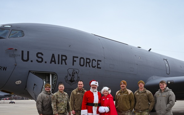Santa Makes a Special Stop at the Nebraska Air Guard