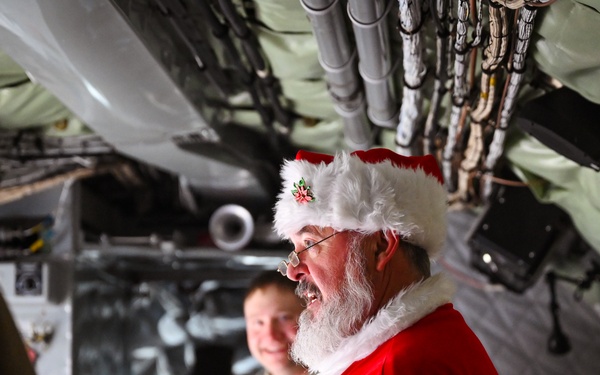 Santa Makes a Special Stop at the Nebraska Air Guard