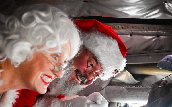 Santa Makes a Special Stop at the Nebraska Air Guard