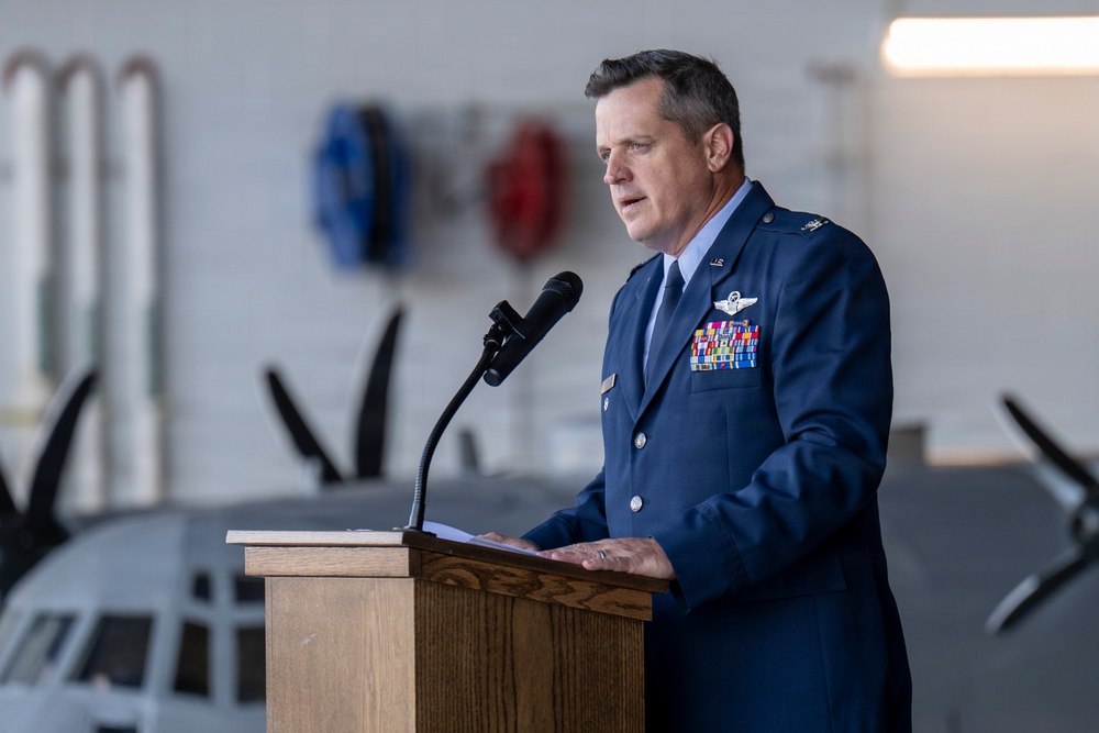 Charlie West Welcomes New Wing Commander