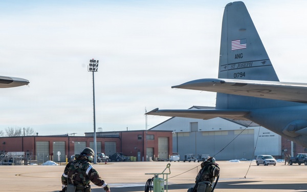 Airmen train in chem gear
