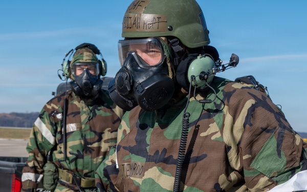 Airmen train in chem gear