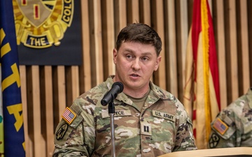 HHC 1889th Regional Support Group Passes the Guidon of Leadership