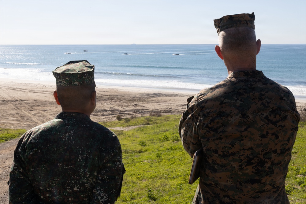 Distinguished visitors survey Steel Knight 25 operations