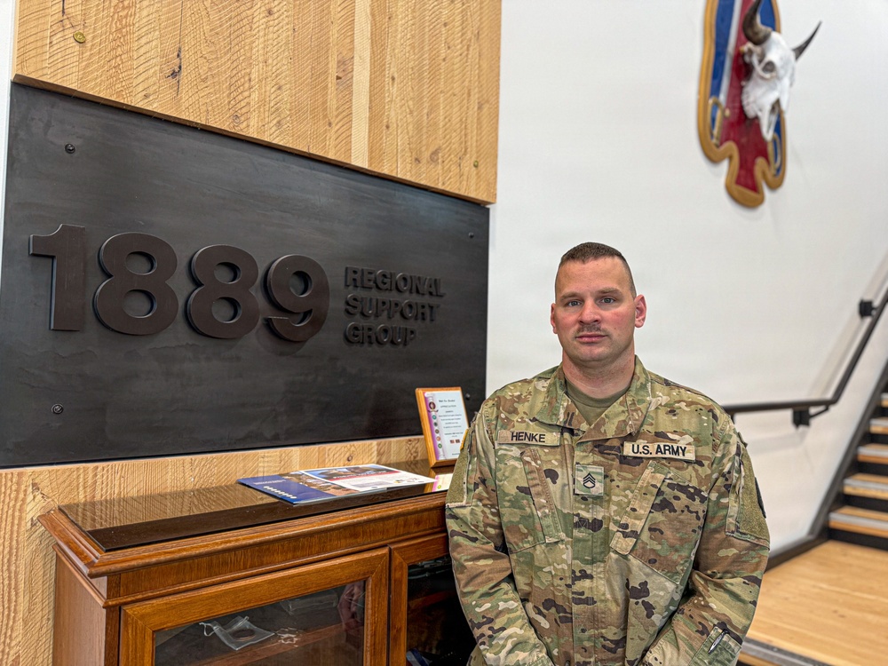 HHC 1889th Regional Support Group Soldier Assists Kids to Wrestle with Life
