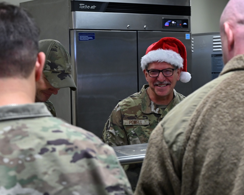 117 ARW Chiefs serve up holiday lunch