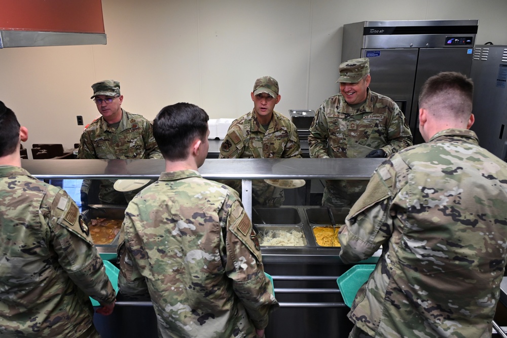 117 ARW Chiefs serve up holiday lunch