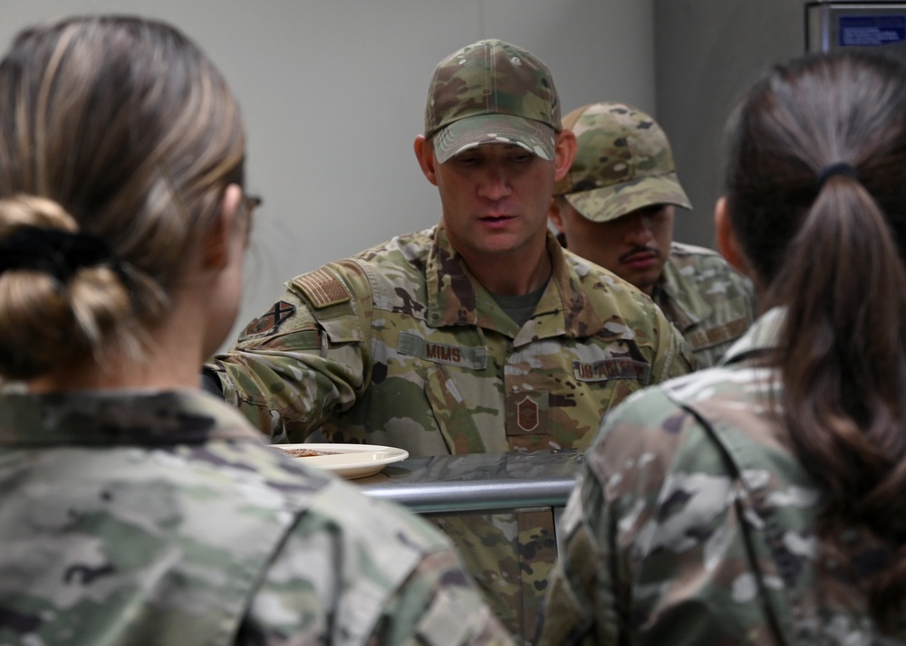 117 ARW Chiefs serve up holiday lunch