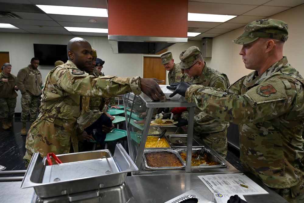 117 ARW Chiefs serve up holiday lunch