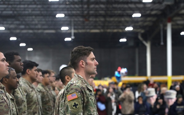 Soldiers from the Illinois Army National Guard’s 2nd Battalion, 130th Infantry Regiment Return Home