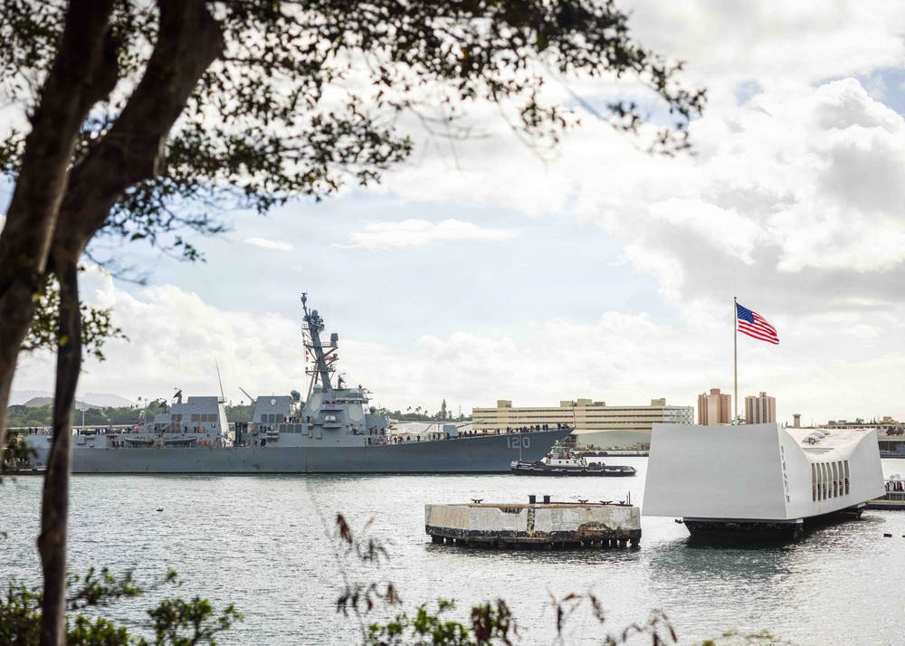 USS Carl M. Levin stages pass-in-review