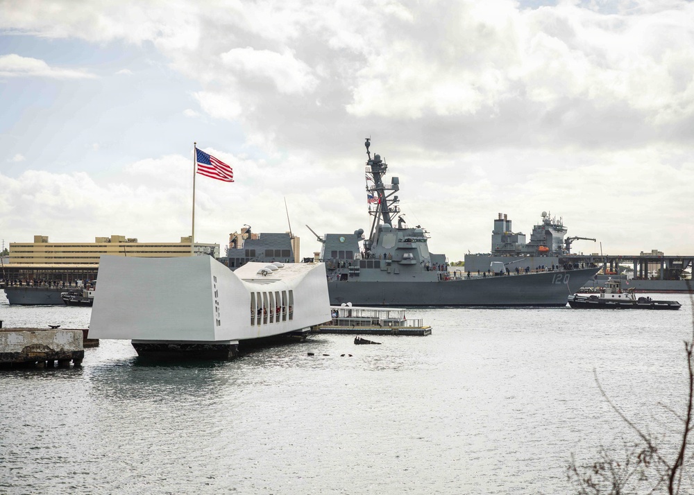 USS Carl M. Levin stages pass-in review