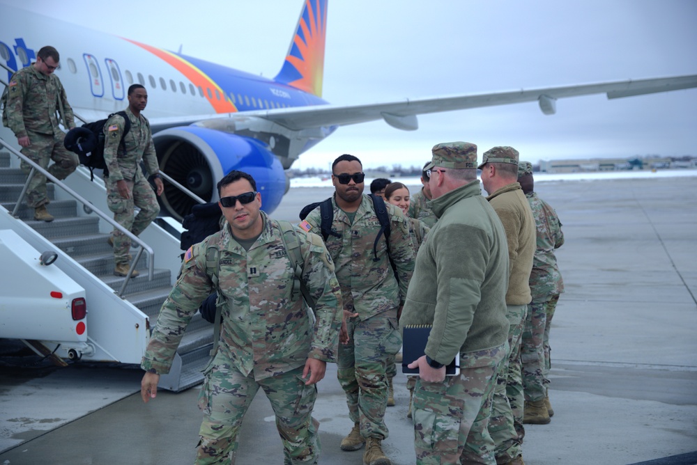 Soldiers from the Illinois Army National Guard's 2nd Battalion, 130th Infantry Regiment Return Home