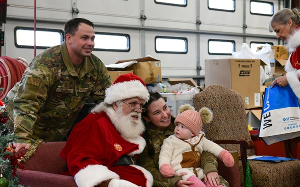 138 FW Celebrates Annual Children's Christmas Party