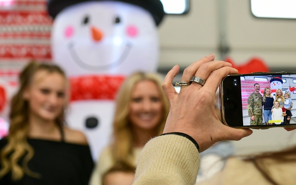 138 FW Celebrates Annual Children's Christmas Party