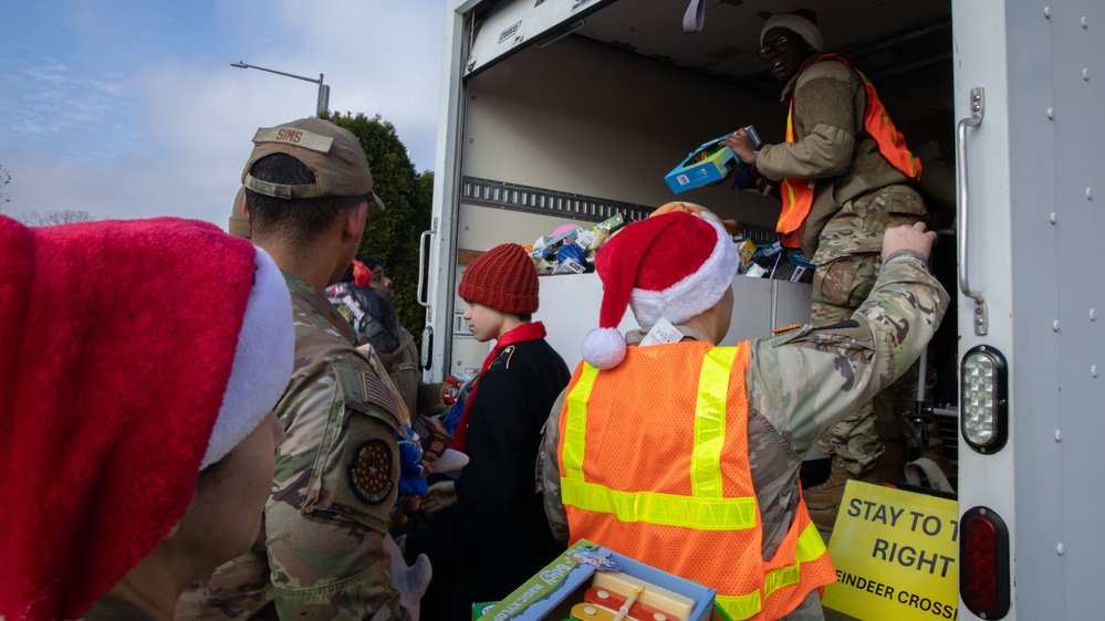 D.C. National Guard and National Guard Bureau Fourth Annual Holiday Toy Ruck