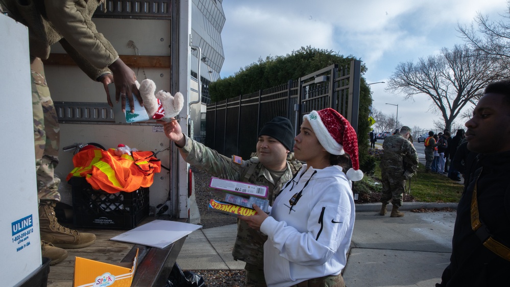 D.C. National Guard and National Guard Bureau Fourth Annual Holiday Toy Ruck