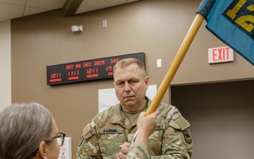 129th Mobile Public Affairs Detachment Welcomes New Commander in Change of Command Ceremony