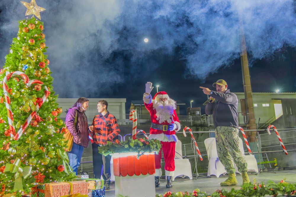 CFAY MWR Tree Lighting Ceremony at Ikego Forest Natural Park