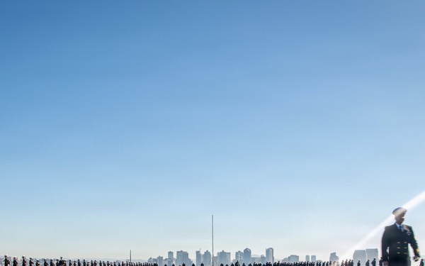 USS Nimitz San Diego Pull-In