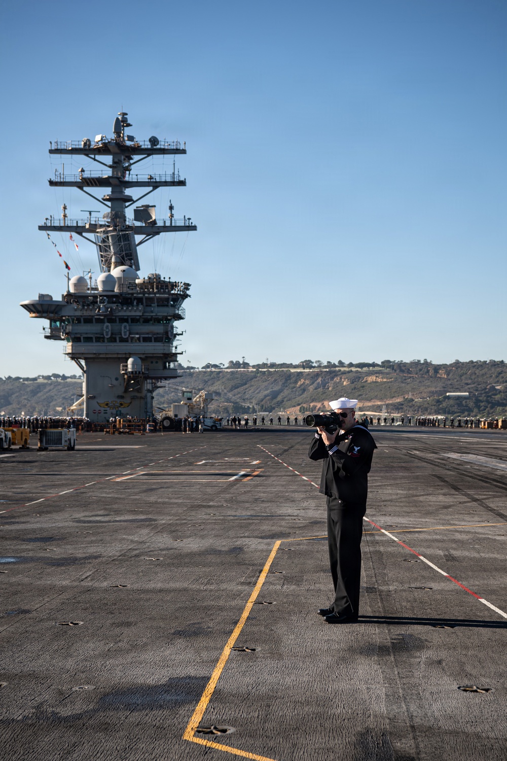 USS Nimitz San Diego Pull-In