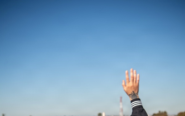 USS Nimitz San Diego Pull-In