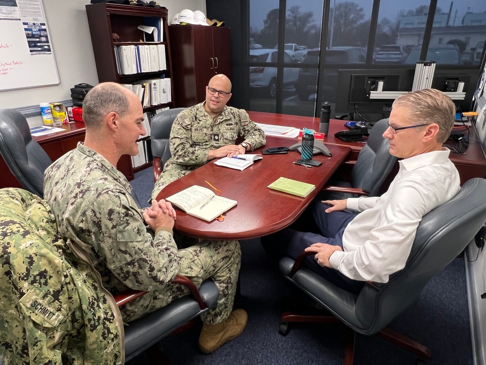 NAVFAC Washington Commanding Officer Leads Strategic Planning Visit to ROICC Dahlgren