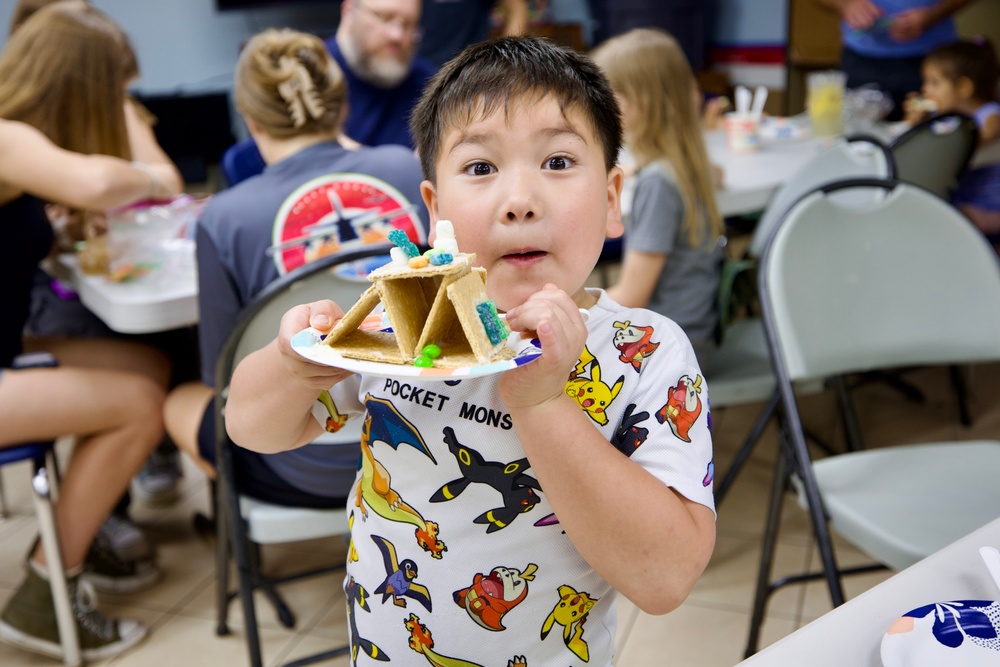 NBG Hosts Annual Tree Lighting