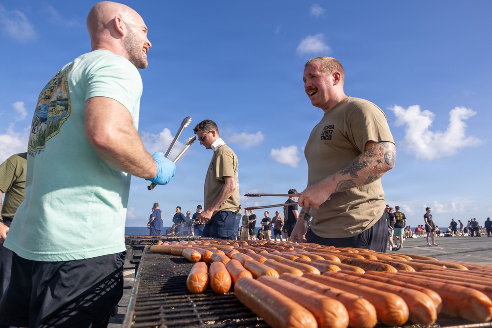 USS San Antonio Conduct a Steel Beach Picnic