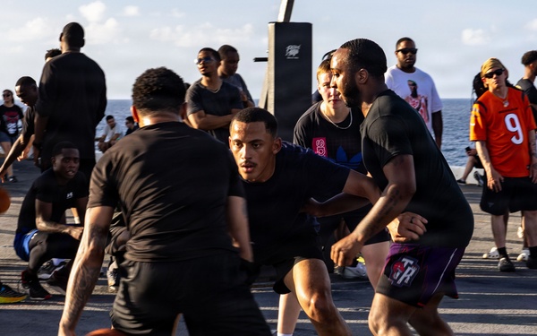 USS San Antonio Conduct a Steel Beach Picnic