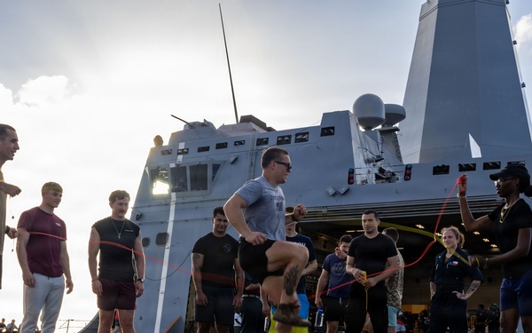 USS San Antonio Conduct a Steel Beach Picnic