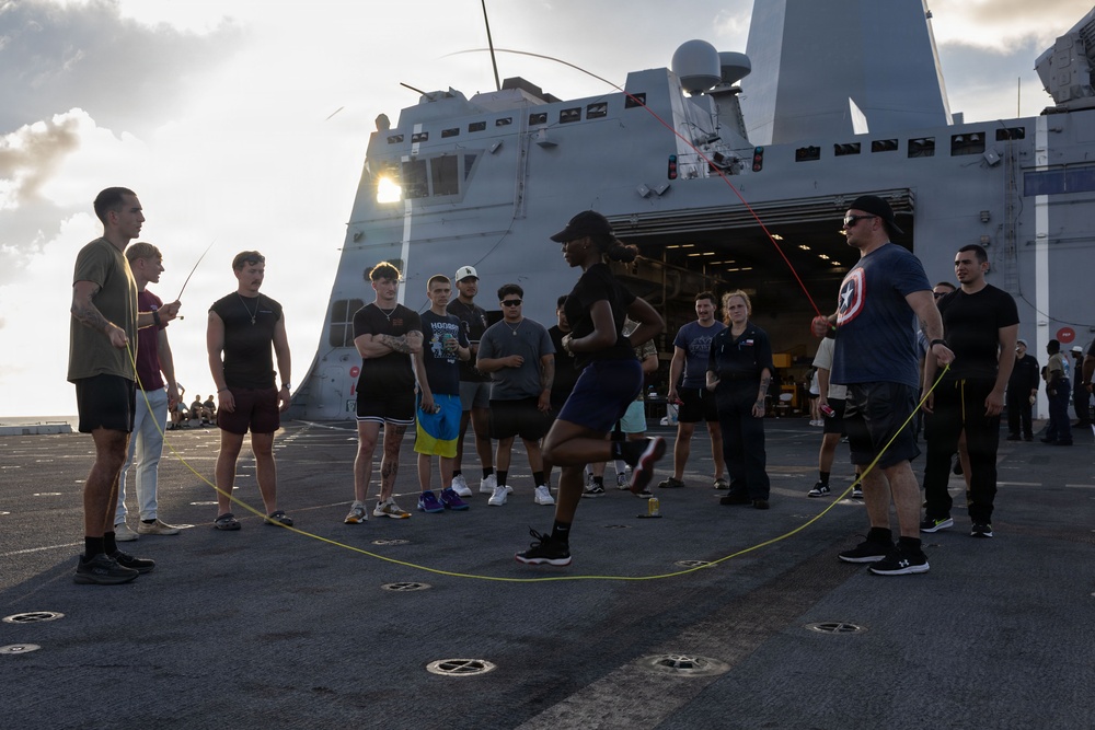 USS San Antonio Conduct a Steel Beach Picnic