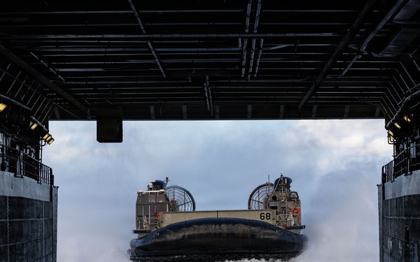 USS San Antonio (LPD 17) conduct amphibious operations in the well deck