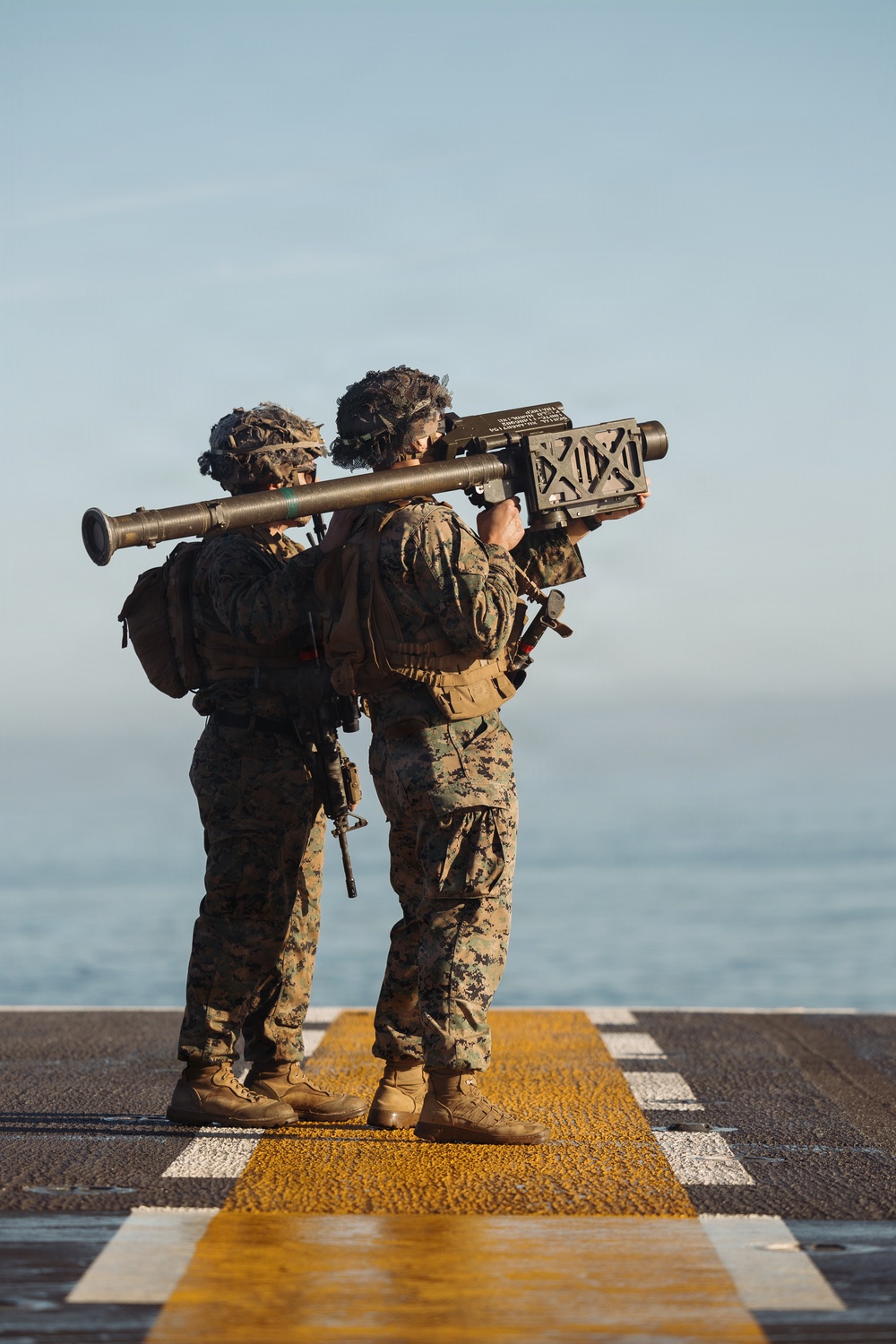 11th MEU Marines, Sailors Conduct Simulated Strait Transit